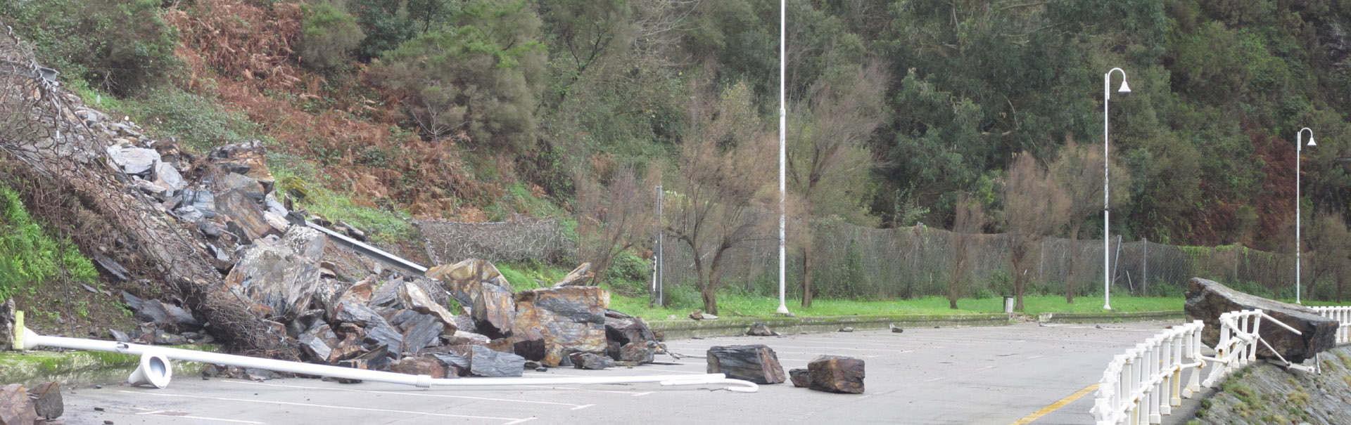 DESPRENDIMIENTO TALUD PLAYA LUARCA 2 DESPRENDIMIENTO TALUD PLAYA LUARCA 2