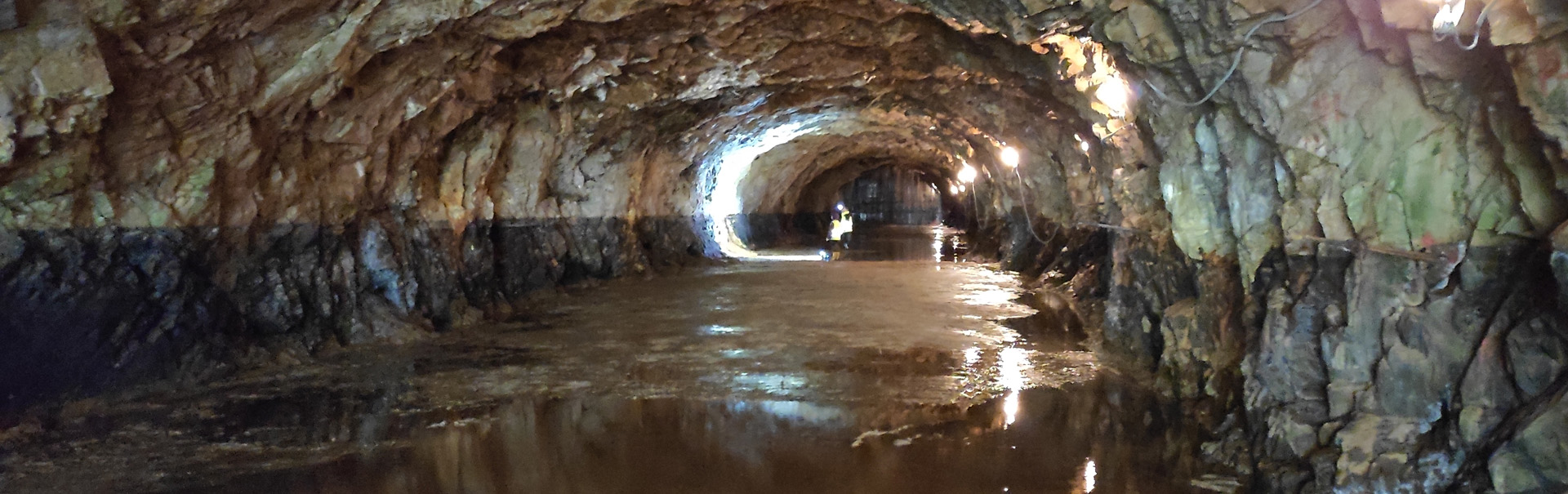 TUNEL DESVIO PRESA RIANO TUNEL DESVIO PRESA RIANO